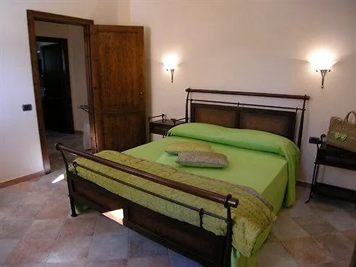 Hotel La Corte Rosada ヴィッラシミーウス 3*,  イタリア