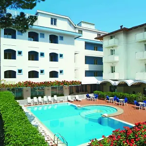 *** Hotel Ricchi Italy